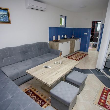 Apartments River Una 2 Bihać Buitenkant foto