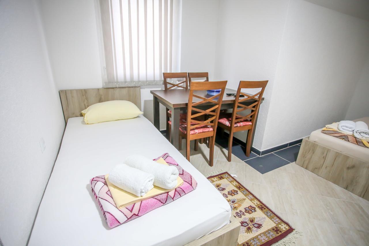Apartments River Una 2 Bihać Buitenkant foto