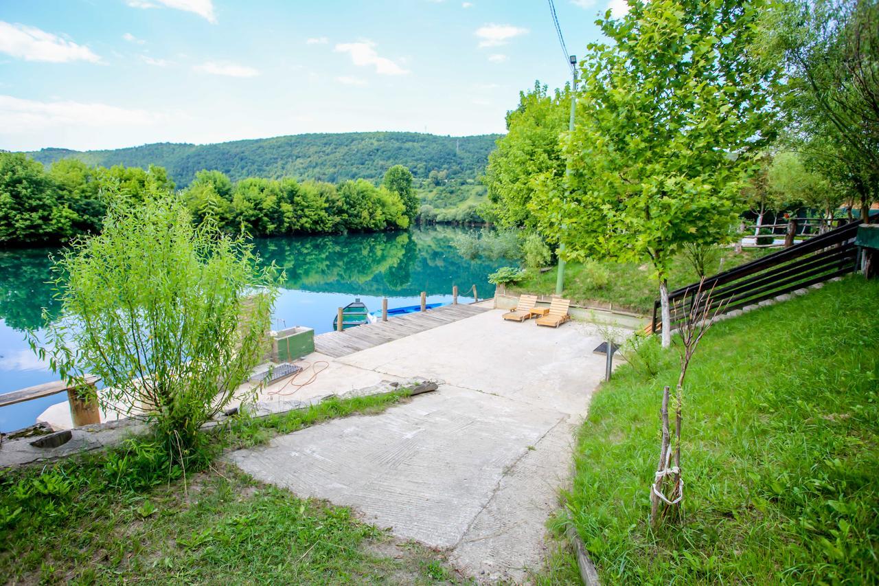 Apartments River Una 2 Bihać Buitenkant foto